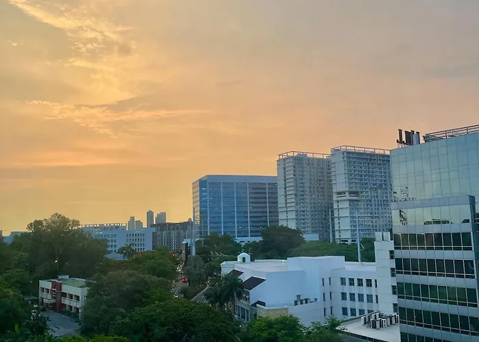 1br Luxe Bgc Venice Grand Canal Staycation *