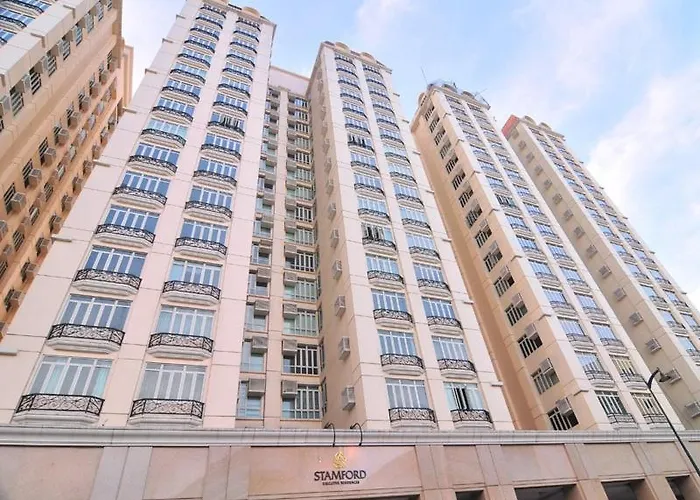 1br Luxe Bgc Venice Grand Canal Staycation Apartment *