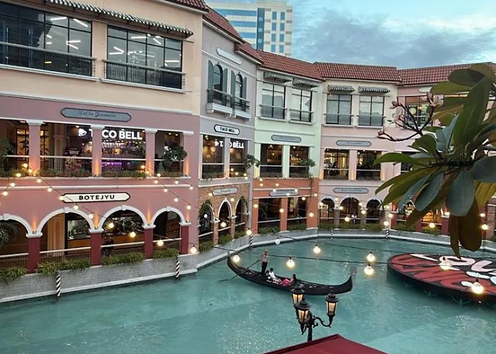 1br Luxe Bgc Venice Grand Canal Staycation * Manila