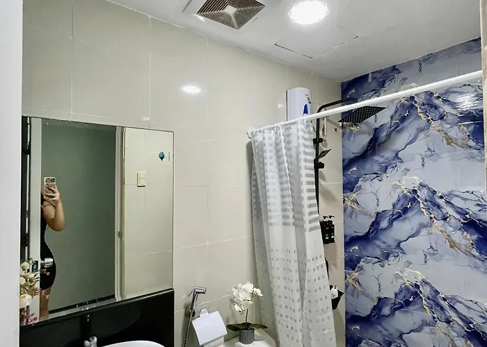 1br Luxe Bgc Venice Grand Canal Staycation Manila