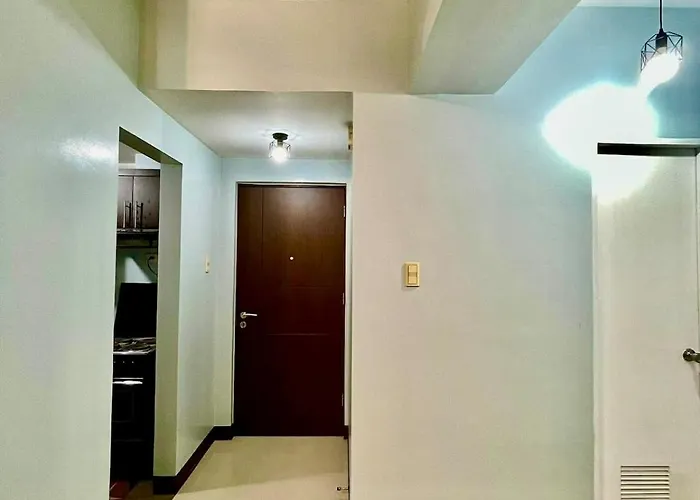 1br Luxe Bgc Venice Grand Canal Staycation Apartment *