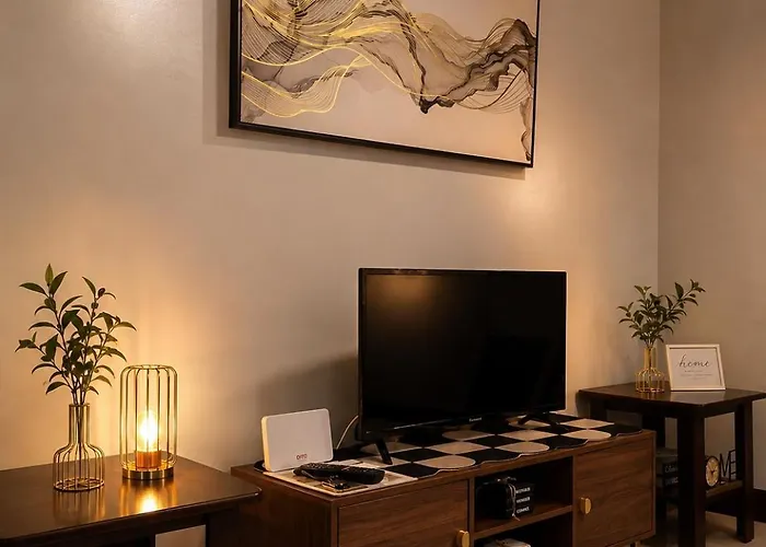 1br Luxe Bgc Venice Grand Canal Staycation