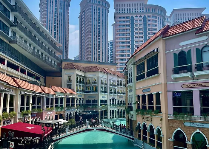 1br Luxe Bgc Venice Grand Canal Staycation *